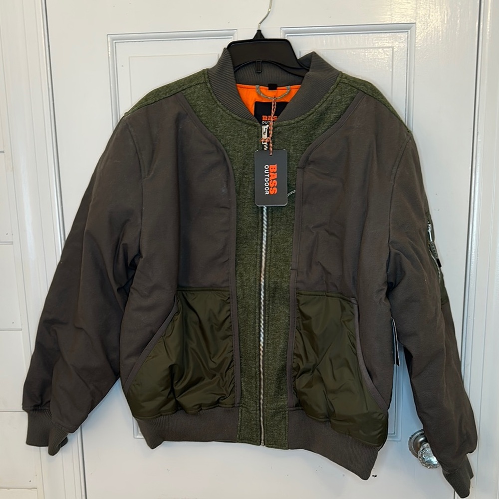 Bass Outdoor Hero‎ Bomber Jacket Gray size L NWT